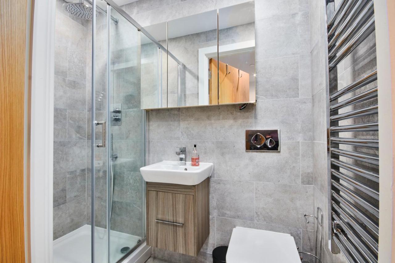Large Duplex Penthouse - Parking Apartment Leeds  Ngoại thất bức ảnh