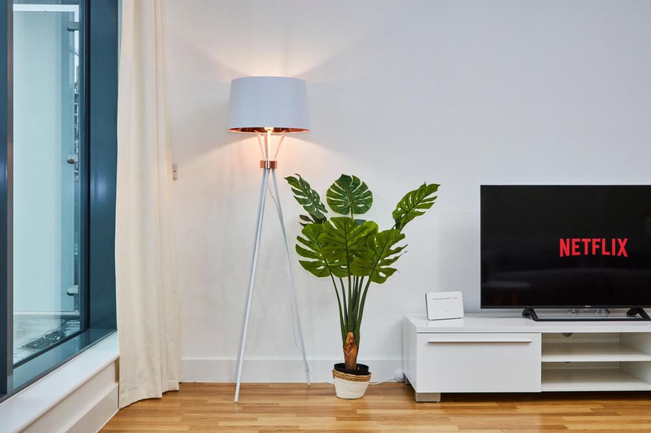 Large Duplex Penthouse - Parking Apartment Leeds  Ngoại thất bức ảnh